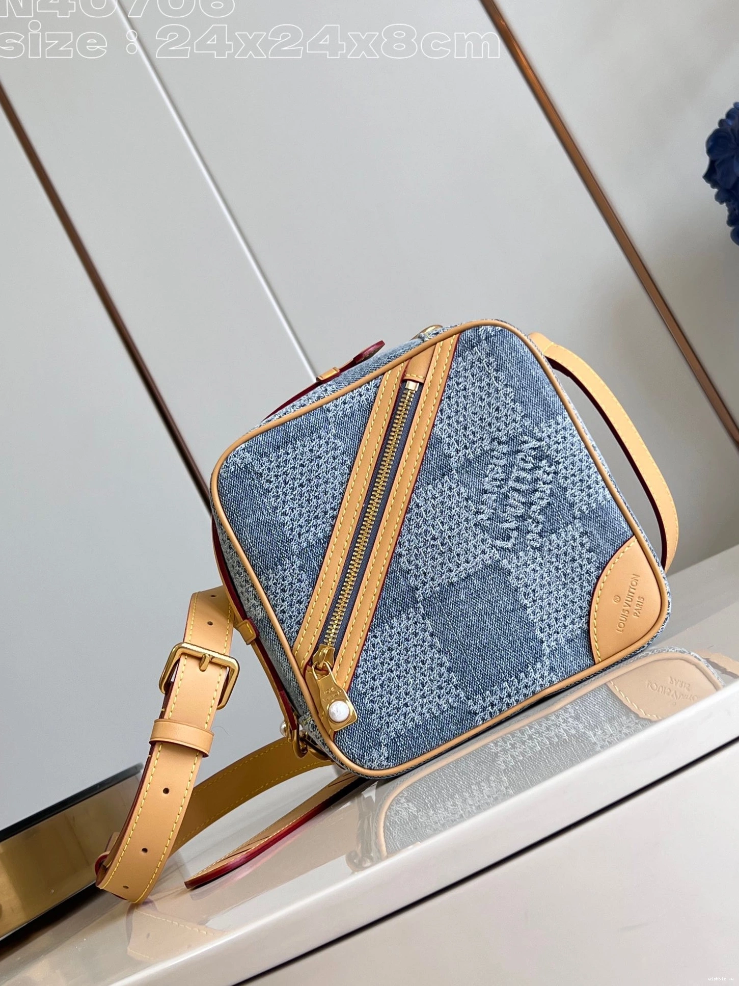 WIS VUITTON LOUIS Messenger-24*24*8CM Chess 1229